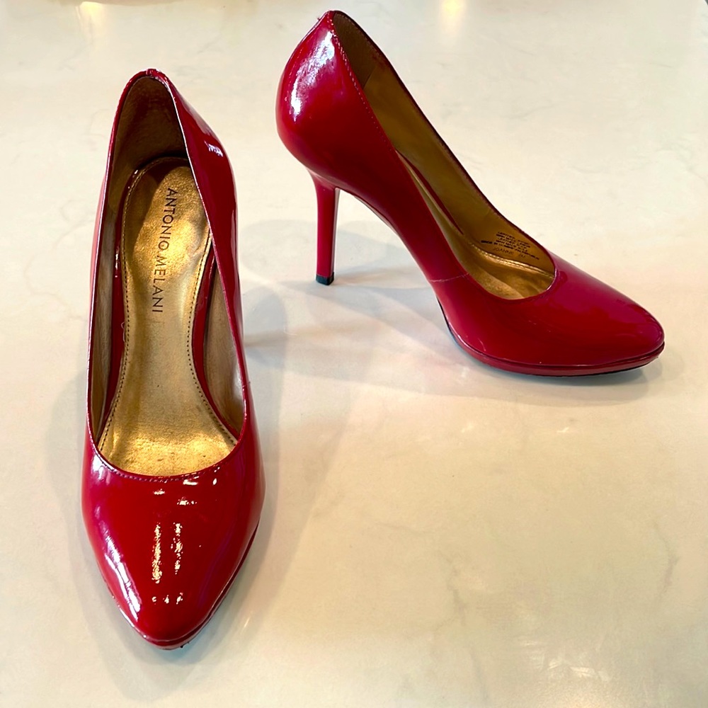 Pointy Toe RED Patent Leather Pumps by ANTONIO MELANI Size 6